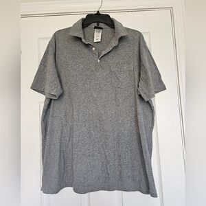 Patagonia Organic top size men XL has polo look